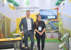 María José Rentigo Ruiz y Henri van Hemert con Oerlemans Plastics